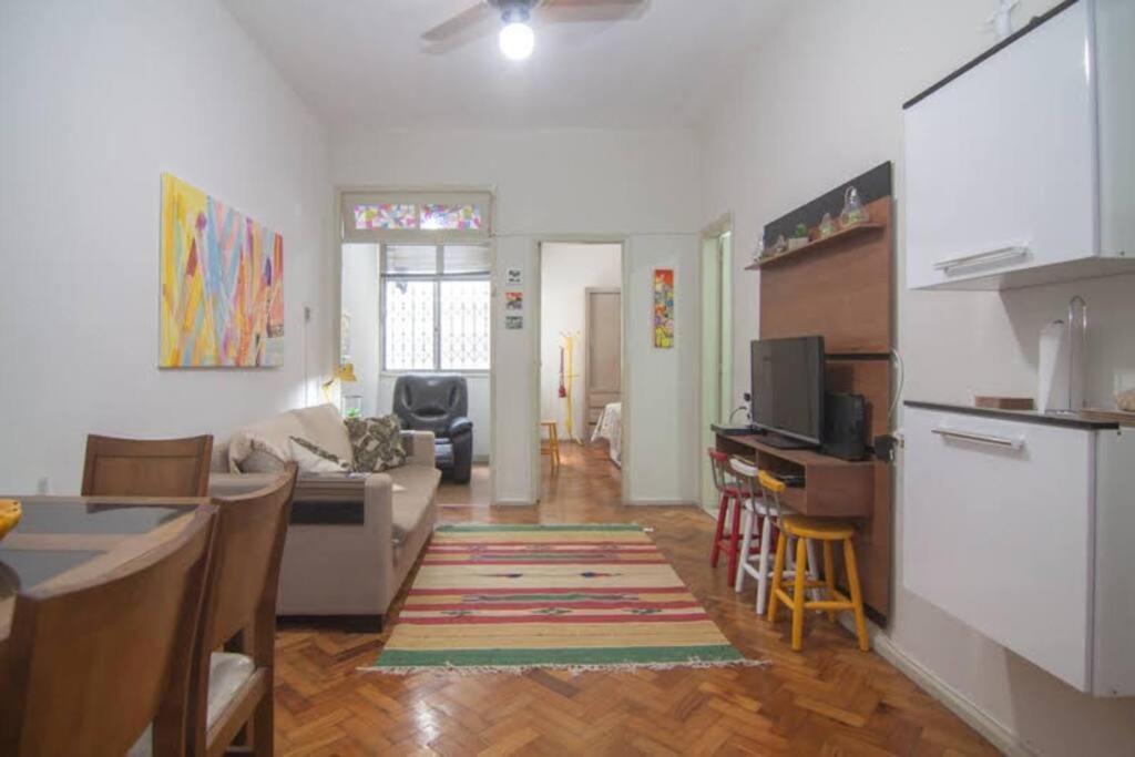 Apartamento Charmoso Na Praia De Copacabana Ріо-де-Жанейро Екстер'єр фото