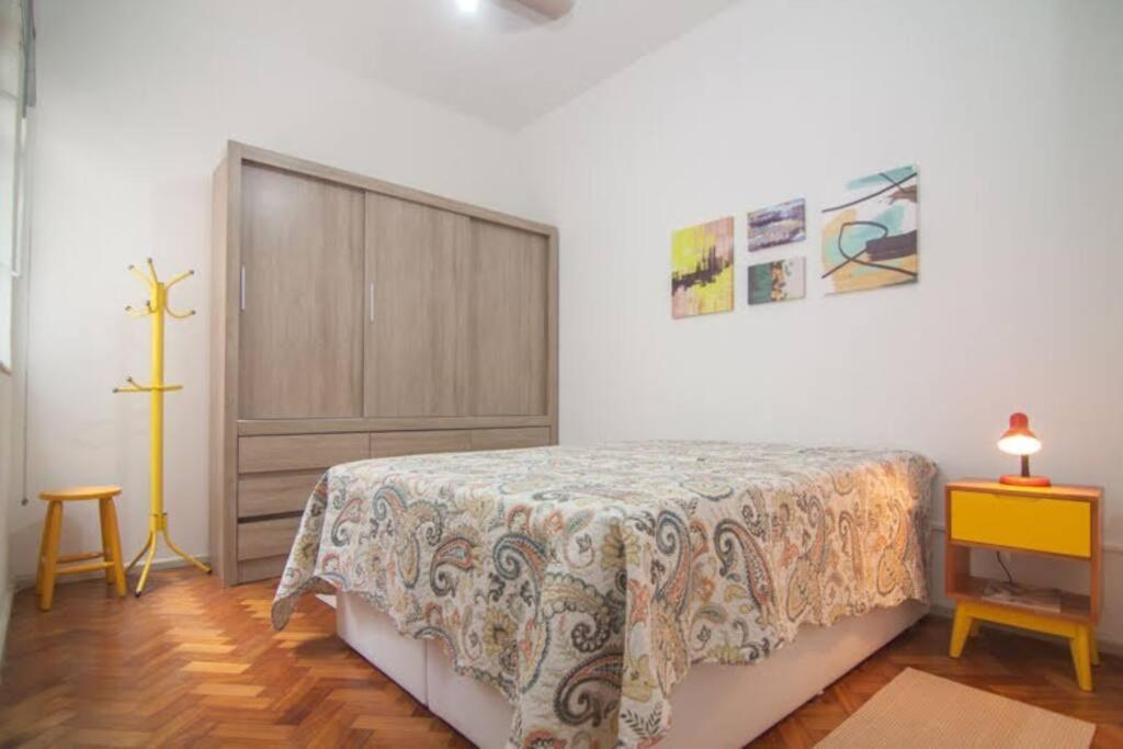 Apartamento Charmoso Na Praia De Copacabana Ріо-де-Жанейро Екстер'єр фото