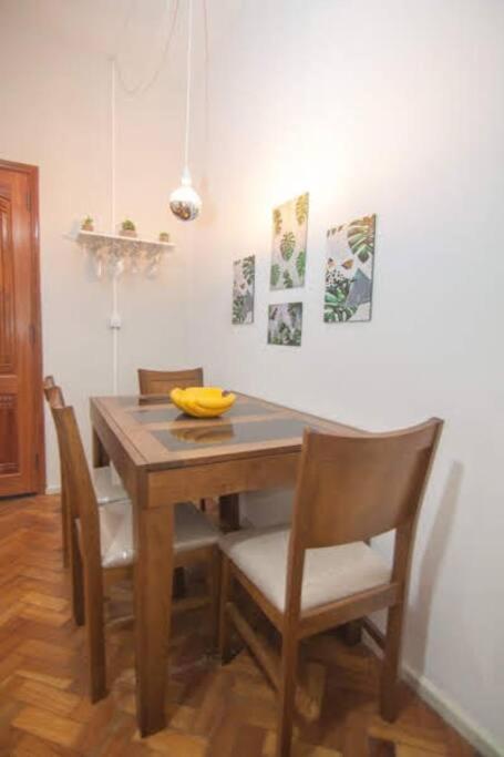 Apartamento Charmoso Na Praia De Copacabana Ріо-де-Жанейро Екстер'єр фото